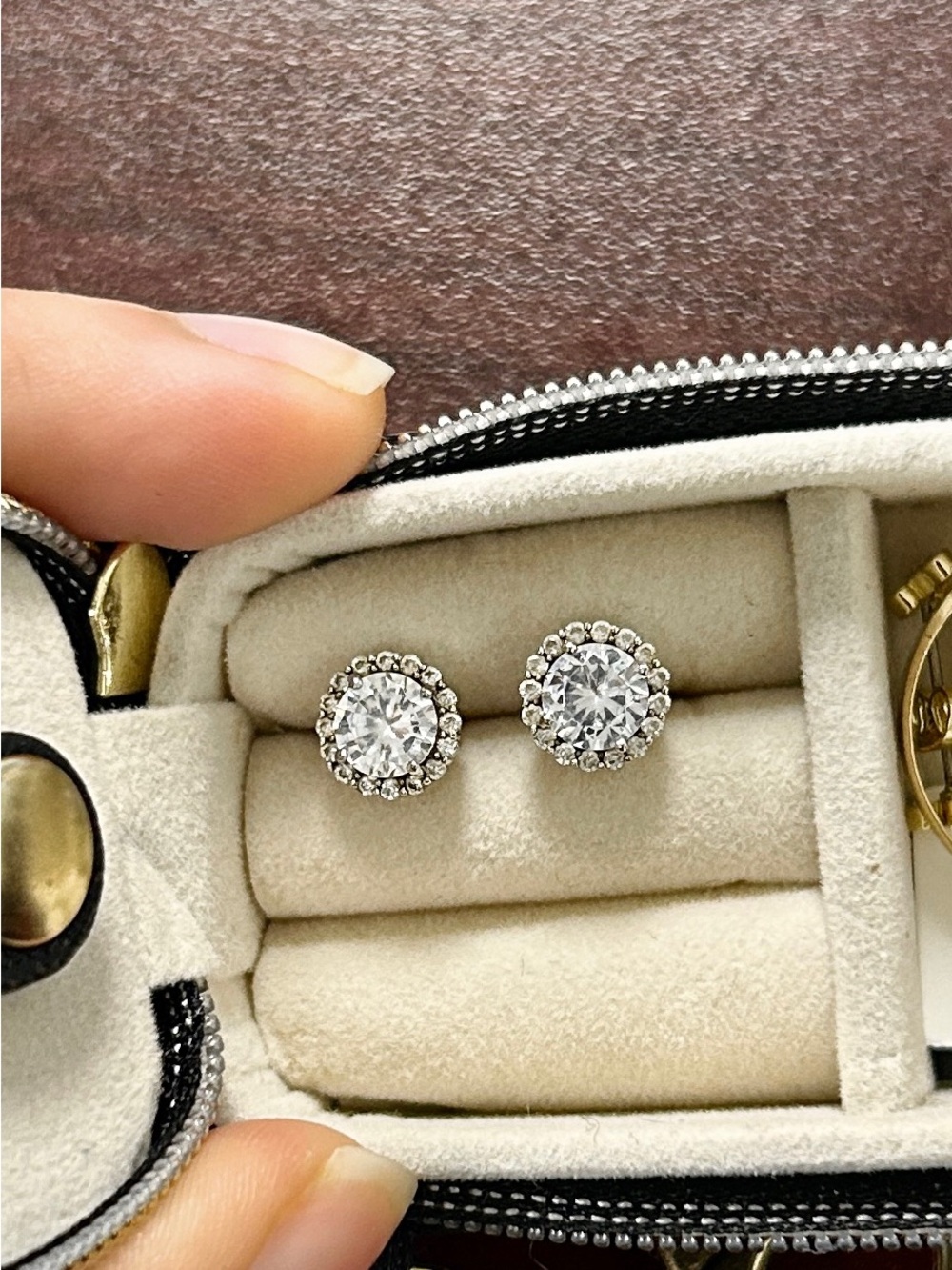 925 Sterling Silver Round Halo Crystal Stud Earrings